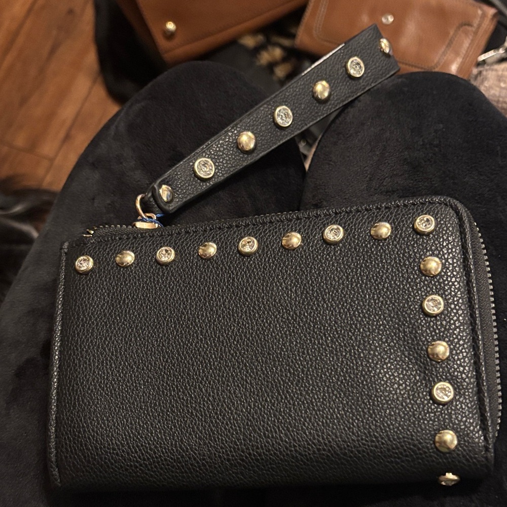 Elegant Black Wristlet with Gold Studs